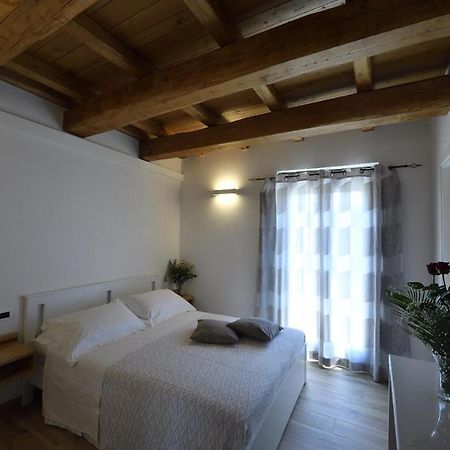 Le Benedettine Affittacamere Relais Fondi Buitenkant foto